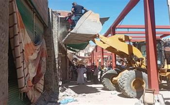 إزالة 6 حالات إشغال فى السوق السياحى القديم بمدينة أسوان
