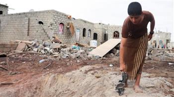 آهالي مأرب اليمنية يعيشون بين فكي الجوع و القصف المدفعي 