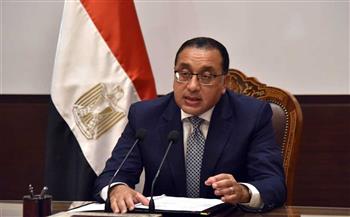 رئيس الوزراء يستقبل نظيره اليمني بمطار القاهرة 