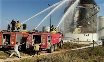 السيطرة على حريق ضخم في خزان وقود في جنوب لبنان