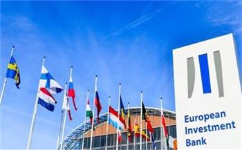بنكا الاستثمار الأوروبي والأوروبي لإعادة الإعمار يوقعان اتفاقية لتعميق التعاون خارج حدود الاتحاد