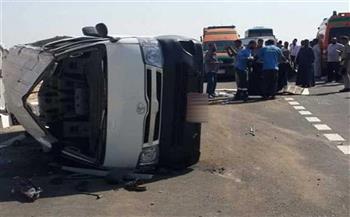 مصرع وإصابة 8 أشخاص في حادث تصادم سيارتين على طريق طنطا