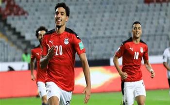 كاف مشيداً بـ عمر مرموش: بداية مميزة مع منتخب مصر بهدف وتمريرة حاسمة