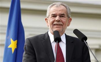 رئيس النمسا يخصص القصر الرئاسي لتوزيع لقاحات كورونا بمناسبة العيد الوطني