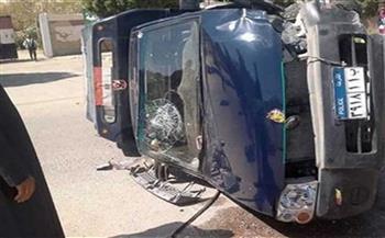 مصرع نقيب شرطة في حادث انقلاب سيارة بطريق الجيش الصحراوي الشرقي بالمنيا