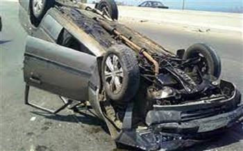 مصرع شخصين وإصابة 8 آخرين في حادث انقلاب سيارة على الصحراوي الشرقي بالمنيا