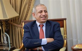 رئيس الأكاديمية العربية يبحث التعاون مع وزير الأشغال العامة والنقل اللبناني