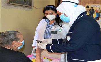 الرعاية الصحية بالأقصر: حملة طرق أبواب لتطعيم كبار السن بلقاح كورونا