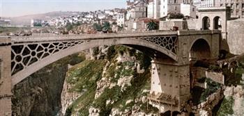 قسنطينة الجزائرية مدينة "الجسور المعلقة" وتحمل بين جدرانها إرثا ثقافيا