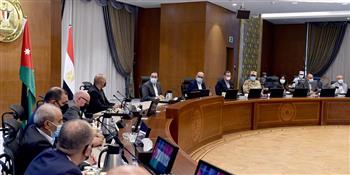وزير الإسكان: تنمية سيناء تبدأ من العاصمة الادارية الجديدة لقربها من محور 30 يونيو