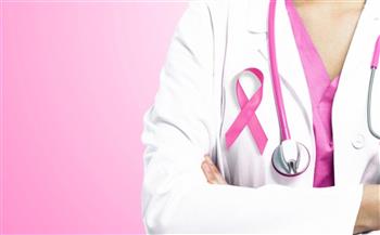 مركز "وعي" باتحاد الأطباء العرب يكثف حملات التوعية لتجنب الإصابة بـ"سرطان الثدي"