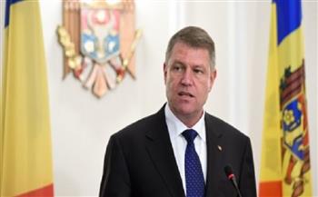 رئيس رومانيا يعين رئيسًا جديدًا للوزراء وسط أزمة سياسية وجائحة "كورونا" 