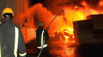 انتداب المعمل الجنائي لمعاينة حريق محل تجاري في حلوان