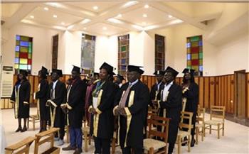 الكنيسة الأسقفية تحتفل بتخريج 26 طالبًا سودانيًا من الجامعات المصرية