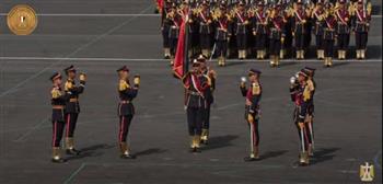 الرئيس السيسي يشهد مراسم تسليم وتسلم القيادة لطلاب الكليات العسكرية