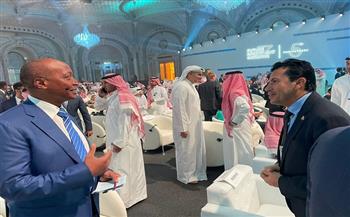 أشرف صبحي يشارك في فعاليات "مبادرة مستقبل الاستثمار" بالسعودية 