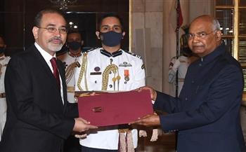 السفير المصري في الهند يقدم أوراق اعتماده للرئيس كوفيند