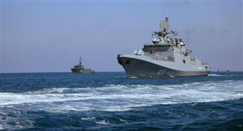 البحرية الروسية تنقذ سفينة حاويات بنمية تعرضت لعملية قرصنة بخليج غينيا