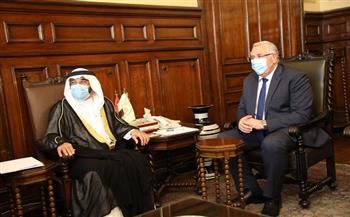 وزير الزراعة يبحث مع رئيس العربية للاستثمار زيادة فرص التعاون بين الجانبين