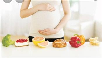 تحذير مهم.. اعرفي بعض أنواع الأطعمة الضارة أثناء فترة الحمل