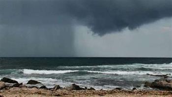 "الأرصاد الإماراتي": الإعصار المداري شاهين يتمركز شمال وسط بحر عمان