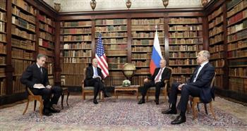مترجمة بوتين تكشف عن صعوبات العمل مع الرئيس