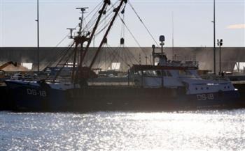 بريطانيا تهدد بتعزيز عمليات تفتيش سفن الصيد الأوروبية