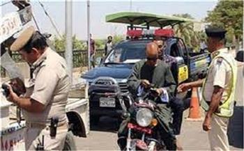 الداخلية: ضبط 3985 مخالفة لقائدي الدراجات النارية لعدم ارتداء الخوذة
