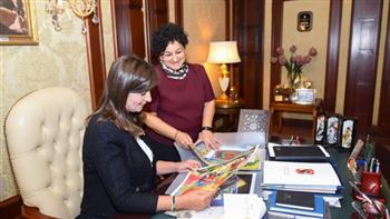 وزيرة الهجرة تستقبل فنانة مصرية بالخارج تعلم الألمان «العامية» منذ 20 عامًا