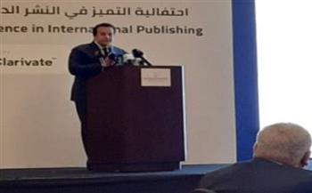 وزير التعليم العالي يكرم عميد علوم المنوفية خلال احتفالية التميز في النشر الدولي