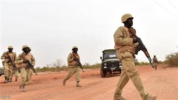 ارتفاع حصيلة ضحايا هجوم مسلح على وحدة عسكرية ببوركينا فاسو إلى 14 قتيلاً