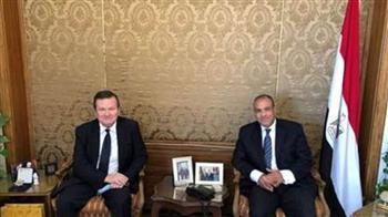 سفير أوكرانيا بالقاهرة يبحث مع مساعد وزير الخارجية تطوير مشروعات مشتركة في إفريقيا