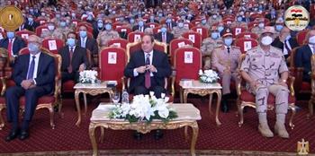 الرئيس السيسي لمفيد شهاب: كل التقدير لدوركم في استرداد طابا