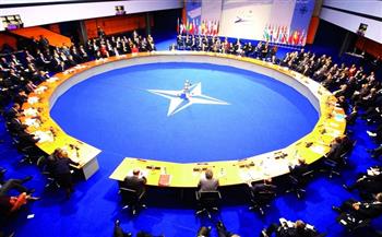 "الناتو" يؤكد سحب اعتماد 8 موظفين من البعثة الروسية في بروكسل