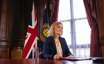 وزيرة الخارجية البريطانية تجدد التزام بلادها بالتوصل إلى اتفاق بشأن مستقبل جبل طارق