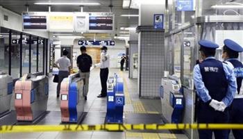 الشرطة اليابانية تلقي القبض على شاب نفذ هجومًا بسكين في أحد القطارات بطوكيو