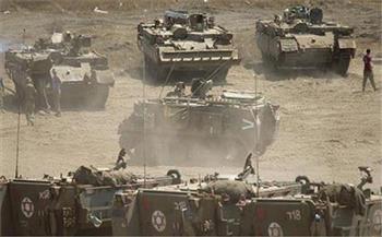 "وفا": آليات الجيش الإسرائيلي تتوغل شرق خان يونس وتقوم بعمليات تمشيط