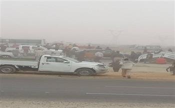  بالصور.. انقلاب سيارتين على طريق الإسماعيلية الصحراوي