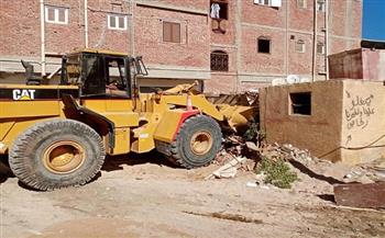 إزالات فورية لـ21 حالة تعوق تطوير بحي العرب في الغردقة