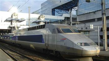 اليابان تخطط لاستخدام مركبات "مزدوجة" قادرة على السير على الطرق وخطوط السكك الحديدية 