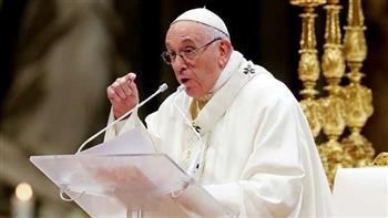 باابا الفاتيكان يشكر الصحفيين لدورهم في الكشف عن الفضائح الجنسية للكنيسة