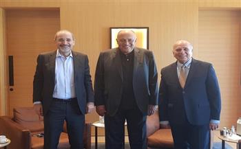 وزير الخارجية يبحث مع نظيريه الأردني والعراقي تعزيز التعاون الثلاثي