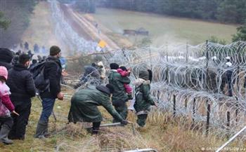 أوكرانيا وبولندا تناقشان أزمة المهاجرين على الحدود مع بيلاروسيا