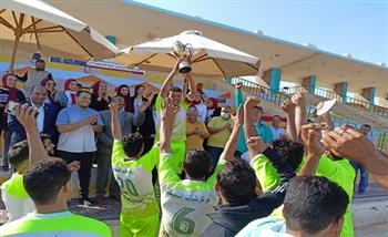 وزير الرياضة يهنئ النجيلة بـ كأس مراكز شباب المحافظات الحدودية