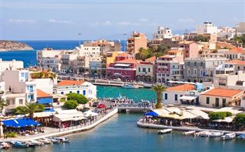 قطاع السياحة اليوناني يشهد انتعاشًا بعد ركود طويل بسبب جائحة "كورونا"
