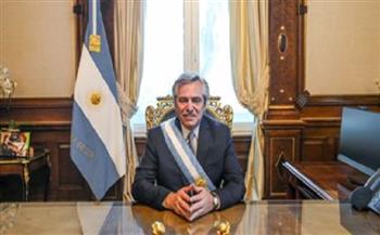 رئيس الأرجنتين يدعو لإجراء حوار مع المعارضة بعد خسارة تحالفه للانتخابات التشريعية النصفية 