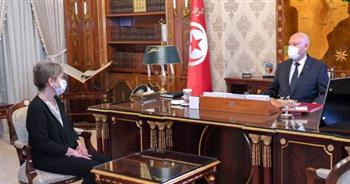 الرئيس التونسي يطلع على نتائج مشاركة رئيسة الحكومة في عدة أحداث بباريس