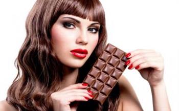 نصيحة سحرية يقدمها هاني الناظر للتخلص من التوتر والعصبية: تناولِ قطعة من الشوكولاتة