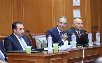 وزير الاتصالات: 4 مليارات جنيه استثمارات لتطوير البريد المصرى