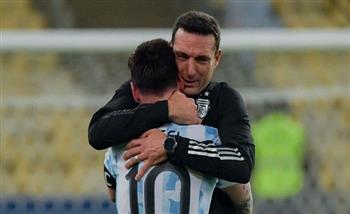 مدرب الأرجنتين يحتفل بالتأهل لـ نهائيات كأس العالم: كان عاما رائعا